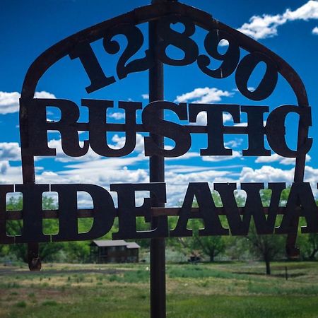 Rustic Hideaway Villa Cortez Exterior photo